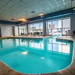 2100 Sqft Penthouse Suite W/ Strip Views! Pool Gym